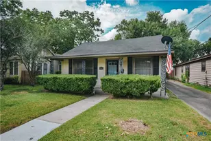 1705 E Power Ave, Victoria, TX 77901 - Photo 2