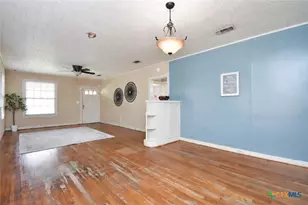 1705 E Power Ave, Victoria, TX 77901 - Photo 6