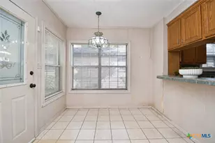1705 E Power Ave, Victoria, TX 77901 - Photo 10