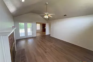 1001 Clairidge Ave, Killeen, TX 76549 - Photo 4