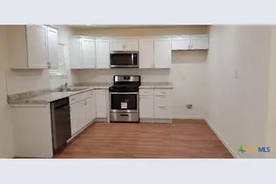 913 S 13th Street, Temple, TX 76504 - Photo 2