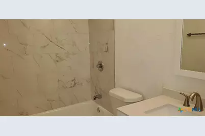 913 S 13th Street, Temple, TX 76504 - Photo 8