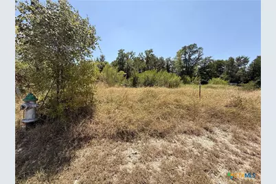 412 E Avenue H, Belton, TX 76513 - Photo 4