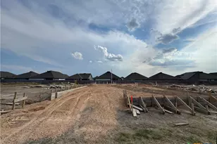 710 James Parker Cir, Killeen, TX 76542 - Photo 1