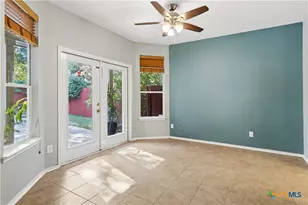 792 San Luis, New Braunfels, TX 78132 - Photo 6