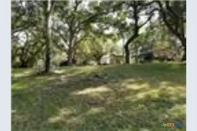 468 Riverside Drive, Palacios, TX 77465 - Photo 4