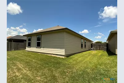 3603 Hanselman Road, Victoria, TX 77901 - Photo 8