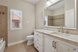 1458 Janets Way, New Braunfels, TX 78130 - Photo 14