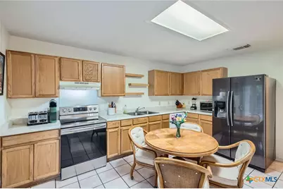 1049 Stone Trail, New Braunfels, TX 78130 - Photo 6