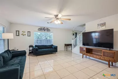 1049 Stone Trail, New Braunfels, TX 78130 - Photo 2