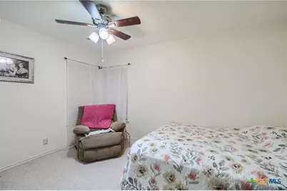 1049 Stone Trail, New Braunfels, TX 78130 - Photo 16