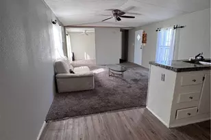 820 County Rd 429, Stockdale, TX 78160 - Photo 4
