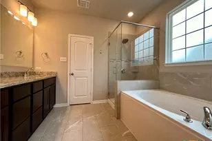 1926 Bayou Wood Ln, Temple, TX 76502 - Photo 8