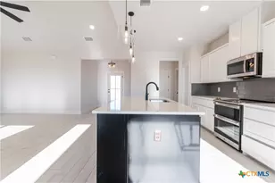 8415 James Herring's Wy, Killeen, TX 76542 - Photo 10