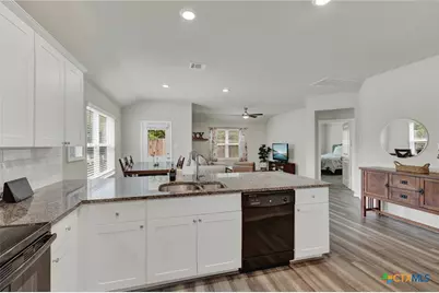 1814 Strawberry Field, New Braunfels, TX 78130 - Photo 8