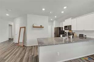 1814 Strawberry Fld, New Braunfels, TX 78130 - Photo 6