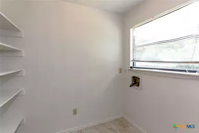 707 Bond Street, Copperas Cove, TX 76522 - Photo 16