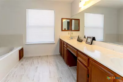707 Bond Street, Copperas Cove, TX 76522 - Photo 38
