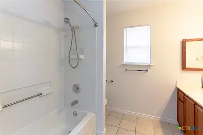 707 Bond Street, Copperas Cove, TX 76522 - Photo 32
