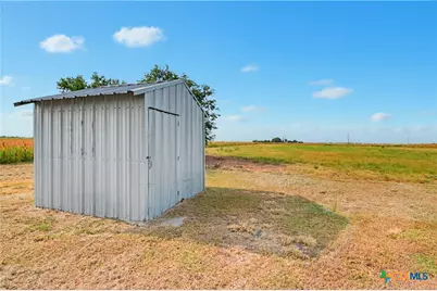1025 Link Road, Seguin, TX 78155 - Photo 28