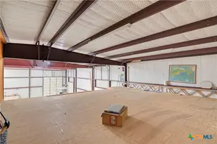 1025 Link Rd, Seguin, TX 78155 - Photo 20