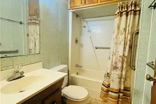 817 N Goodrich St, Seguin, TX 78155 - Photo 12