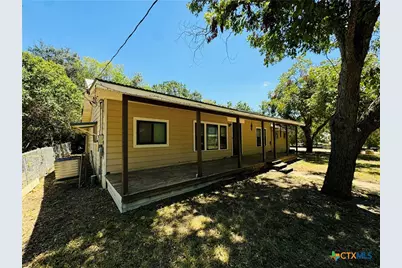 817 N Goodrich Street, Seguin, TX 78155 - Photo 2