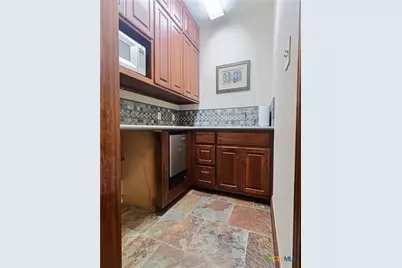 204 N Liberty Street, Victoria, TX 77901 - Photo 10