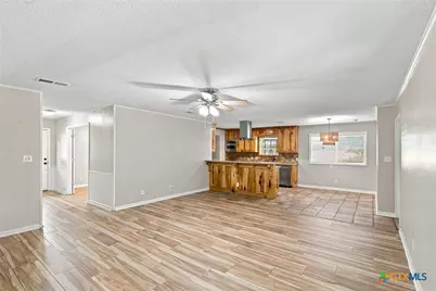 216 Guinevere Street, Victoria, TX 77904 - Photo 10