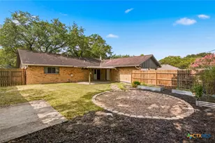 216 Guinevere St, Victoria, TX 77904 - Photo 32