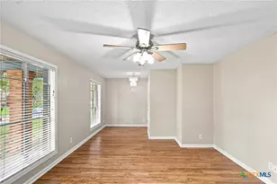 216 Guinevere St, Victoria, TX 77904 - Photo 6