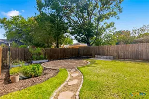 216 Guinevere St, Victoria, TX 77904 - Photo 30