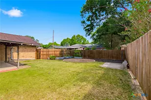 216 Guinevere St, Victoria, TX 77904 - Photo 34
