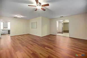 1106 Brookhollow Dr, Port Lavaca, TX 77979 - Photo 6