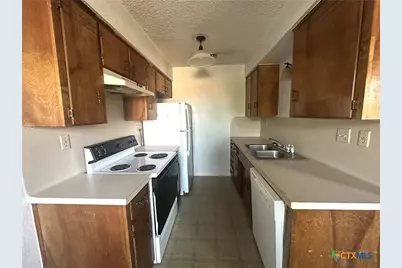 811 N 5th Street #A, Copperas Cove, TX 76522 - Photo 4