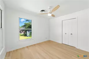 1302 S 2nd St, Killeen, TX 76541 - Photo 18