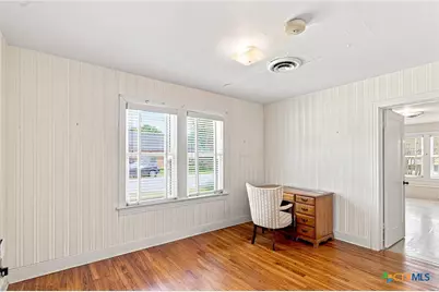 205 E Brazos Street, Victoria, TX 77901 - Photo 20
