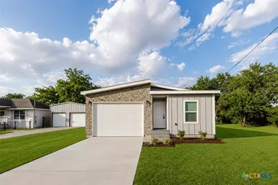 404 Bridge Street, Cuero, TX 77954 - Photo 1