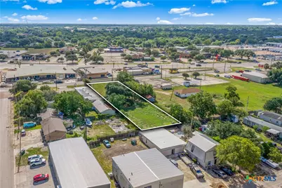 4907 Country Club Dr Drive, Victoria, TX 77904 - Photo 1
