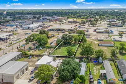 4907 Country Club Dr Drive, Victoria, TX 77904 - Photo 4