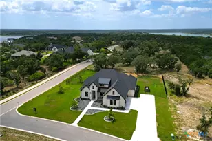 101 Lakeview Ct, Belton, TX 76513 - Photo 4