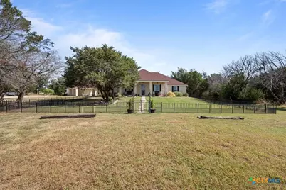 392 Bear Branch Road, Purmela, TX 76566 - Photo 2