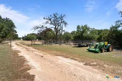 392 Bear Branch Road, Purmela, TX 76566 - Photo 26