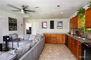 321 High Low Dr, New Braunfels, TX 78132 - Photo 26