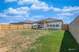 1120 Eagle Xing, Seguin, TX 78155 - Photo 24