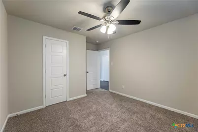 1120 Eagle Crossing, Seguin, TX 78155 - Photo 22