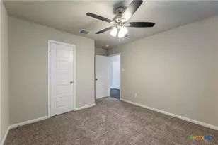 1120 Eagle Xing, Seguin, TX 78155 - Photo 22
