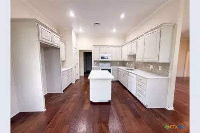11117 Weatherford Drive, Belton, TX 76513 - Photo 4