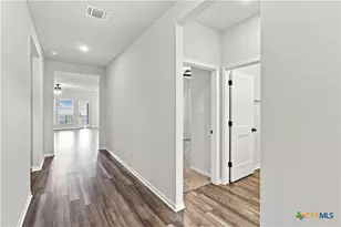 2827 Fox River Dr, Temple, TX 76502 - Photo 2