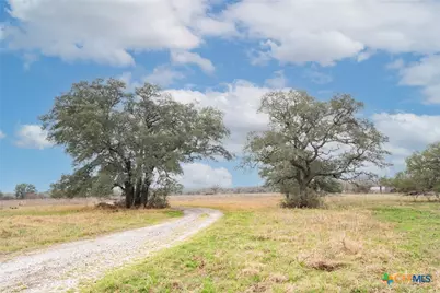 5912 Fm 1104, Kingsbury, TX 78638 - Photo 4